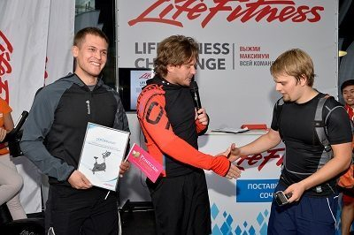 -        Life Fitness