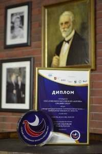   Portrait Now!,     ,     