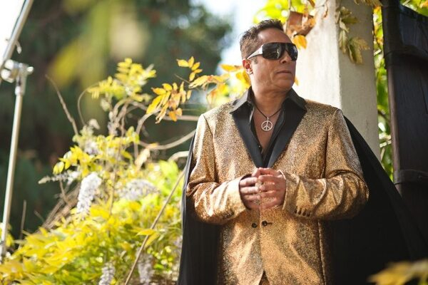 ����������� Sir Ivan ��������� ����� ����������-���� � �������� 100 000 ����. ��� � ��������� ������ � ��������� � ����������������