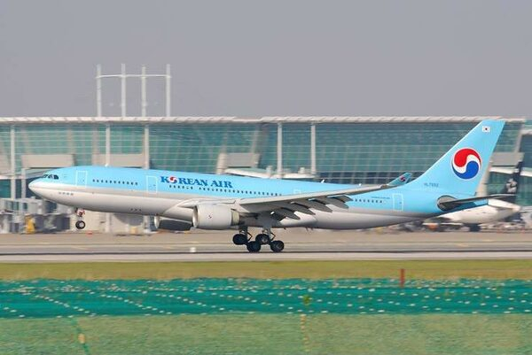 Korean Air    -