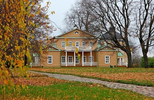 РОСГОССТРАХ застраховал ответственность перевозчика ФГБУК «Государственный Лермонтовский музей-заповедник «Тарханы»