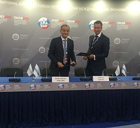 СИБУР и Schneider Electric договорились о сотрудничестве в сфере повышения энергоэффективности производства
