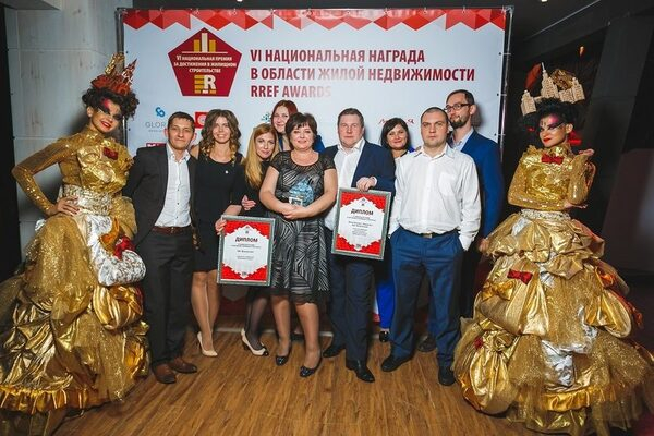      RREF AWARDS 2015