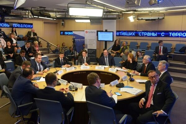 Лауреаты премии Финансовый Олимп 2014/2015