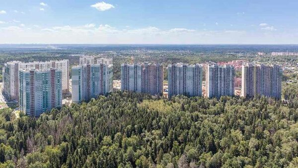 «Эталон-Инвест» получила заключение Госстройнадзора на два жилых дома в мкр. «Изумрудные холмы»