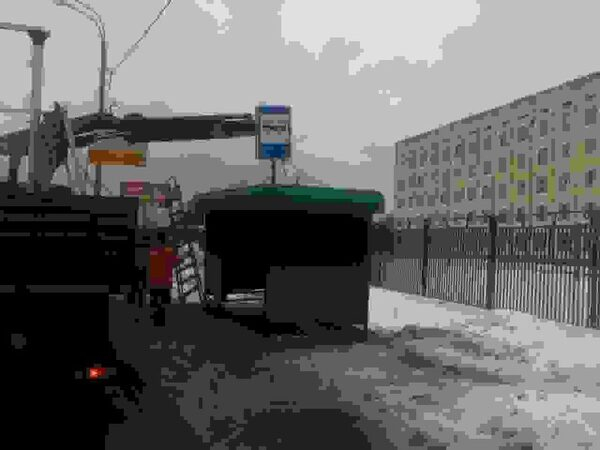 В Химках заменили остановочные павильоны