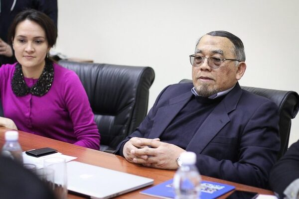 ��� � ����������� UNIRAZAK ������������� ��������������� ��������� � ������� ������������ ��������