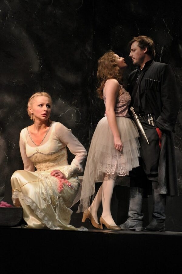 �������� ����������� ����� ����� ������ �����������  ������������ ��������� � �����: �����, ����, �����������, �����������