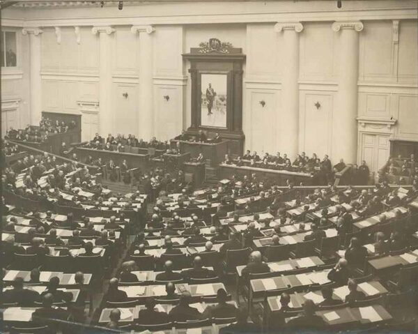 Развитие российского парламентаризма: история длиной более века