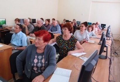 Сети все возрасты покорны…
