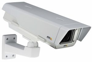AXIS выпустила PTZ тепловизоры с 35 мм объективом, поворотным механизмом и термокожухом с IP66