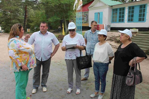 Активисты ОНФ изучают качество организации отдыха детей в оздоровительных лагерях Приамурья