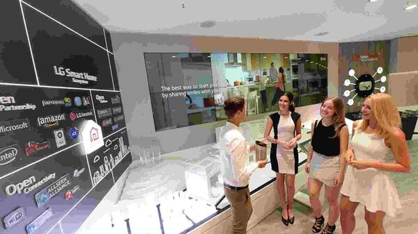 LG         Amazon