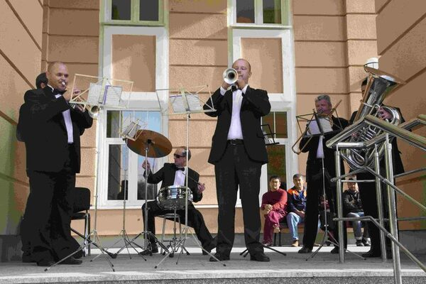 ���� �������� �������� 17 ��������. ��� 4 ����!