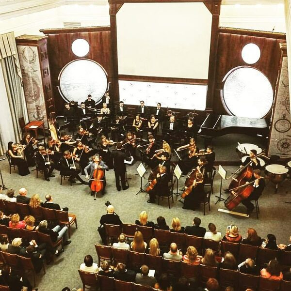 �������� �������������� ��������� ������������ ������ Arabesques  en Russie � ����-�������� �������� ��������������� ��������