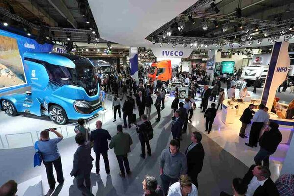  Iveco   IAA 2016  