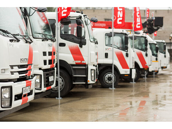    ISUZU