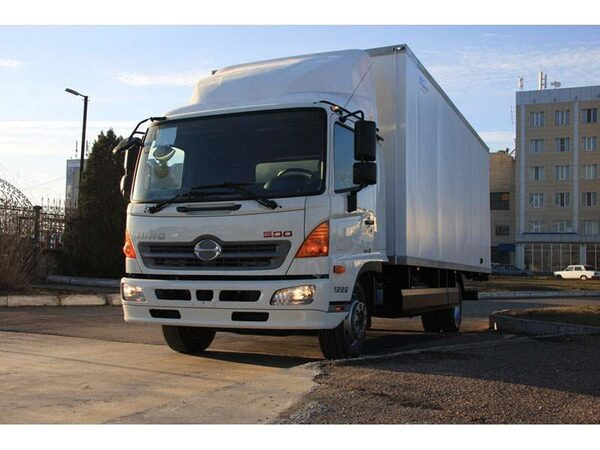   HINO 2016 