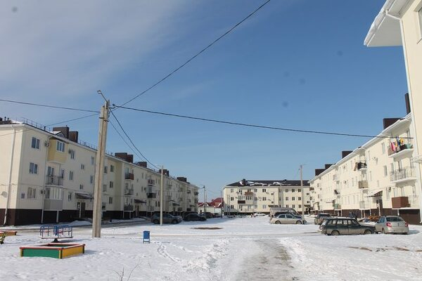 Волгоградские активисты ОНФ обнаружили недостатки строительства в новостройках поселка Средняя Ахтуба