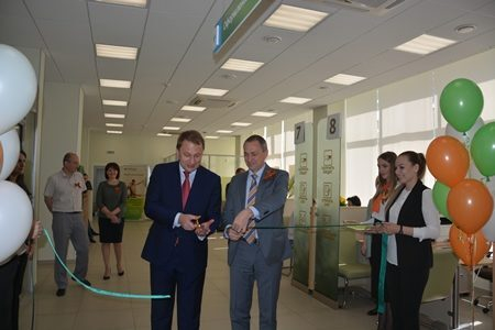На Ставрополье открылись «окна» МФЦ в офисах Сбербанка