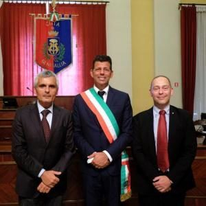  Moda made with Italy  .  - 