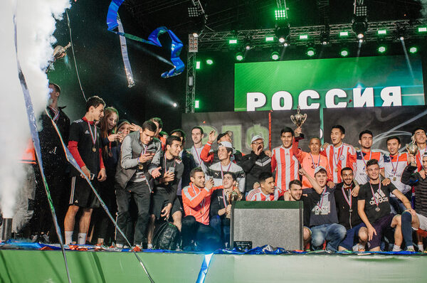 ������ ����� ������ � �������� 0�