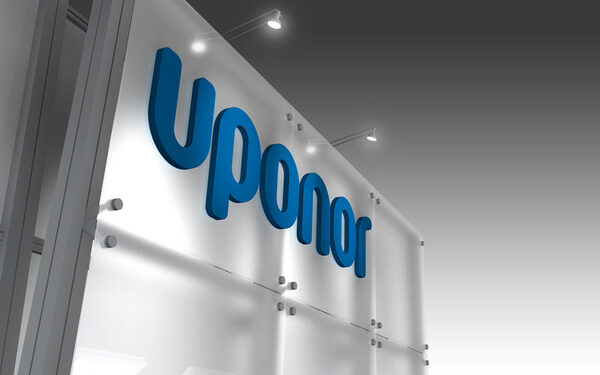 Uponor      100+ Forum Russia