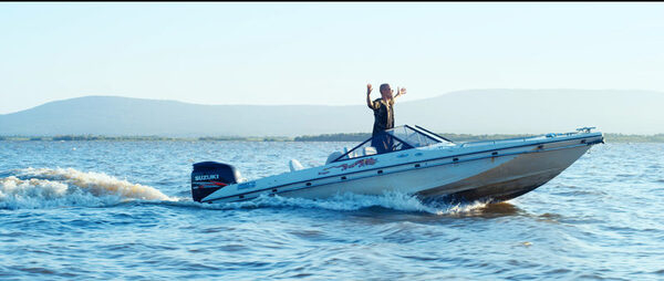 ������������ � ����� ����� Li`Raw �� ����� �� EP-������� ��������������