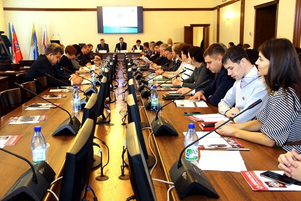 Исторические аспекты становления и развития местного самоуправления обсудили на конференции в опорном АлтГУ