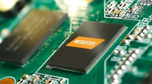 -- MediaTek      a Oreo (Go edition)