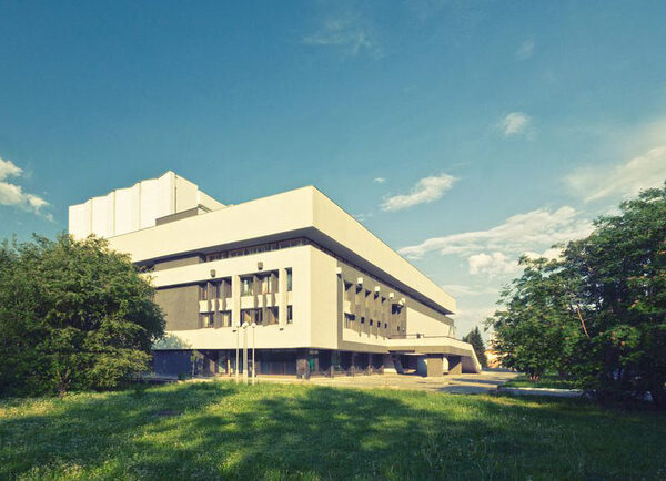 ������� ������ �� ����� ������� � �������������