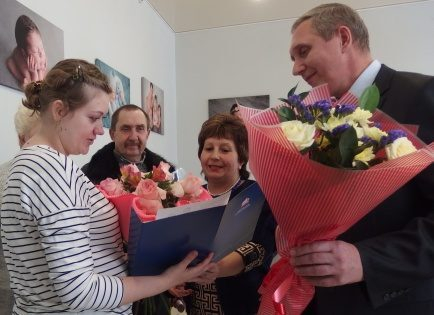 Если у семьи низкие доходы можно получать ежемесячные выплаты из средств материнского капитала