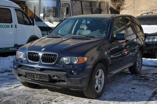         BMW X5