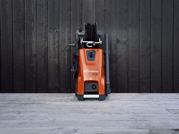 Husqvarna ������� �� ����� ����� � ���� �������� ��������