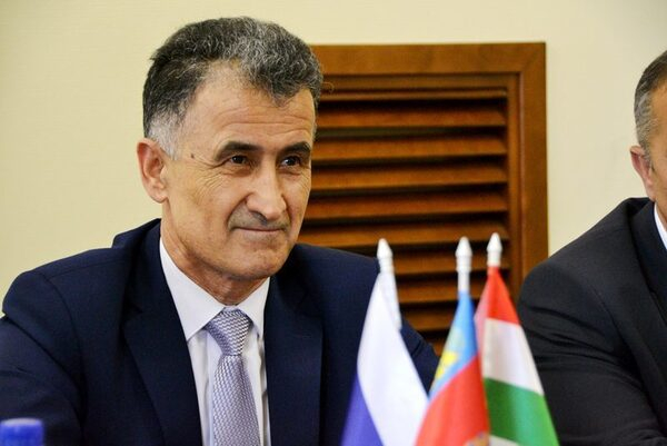 АлтГУ с рабочим визитом посетил Генеральный консул Республики Таджикистан в г. Новосибирске