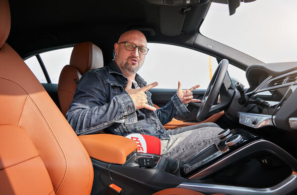ͻ  -    Jaguar Land Rover Experience