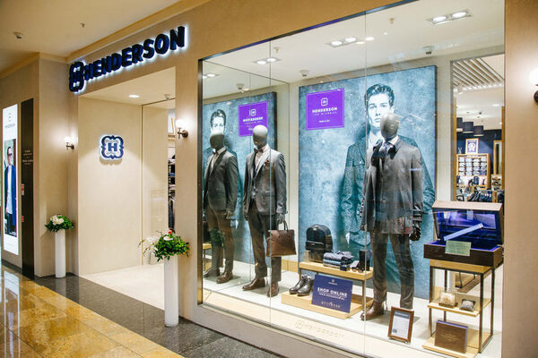   HENDERSON  25   