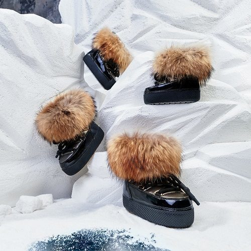Fur trend    Jog Dog