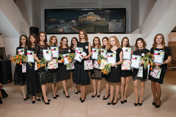  12  Art Platform Fashion Week