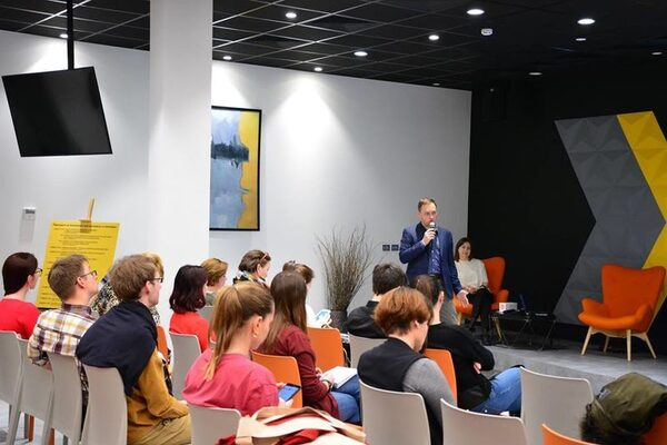 ����� �������� 