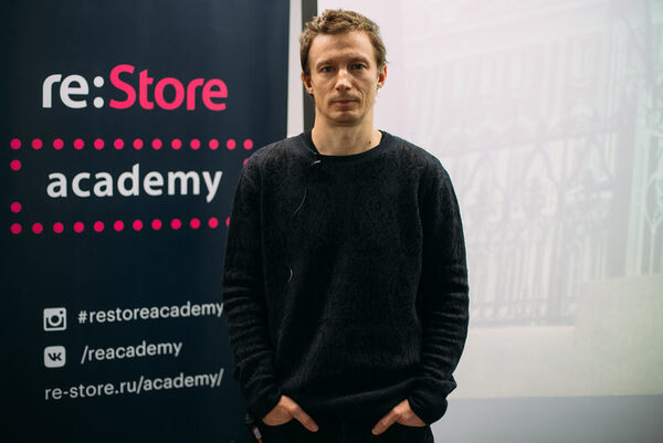   . Fashion-     re:Store