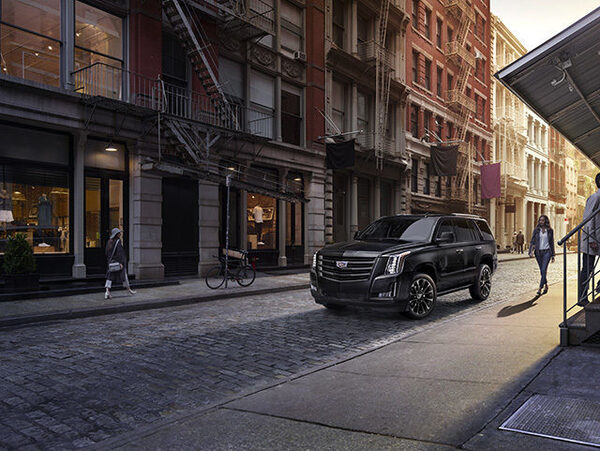 ���������� ������ Cadillac Escalade � ��������