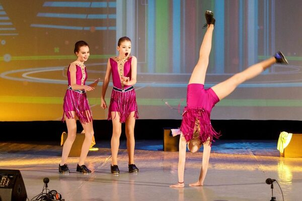 - Space of Dance    