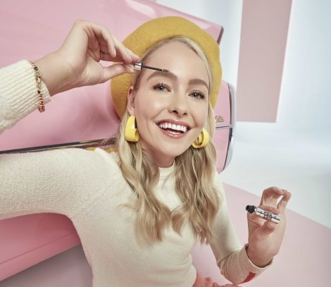 -     Benefit cosmetics