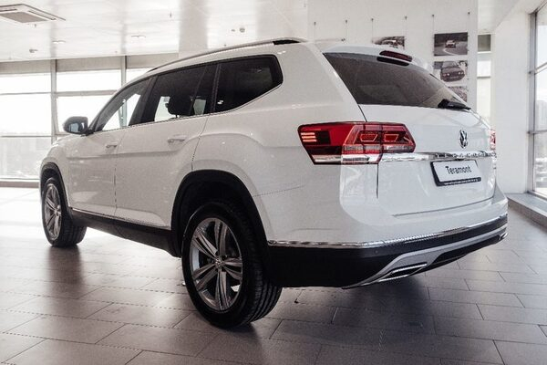 �������� Volkswagen Teramont � � ��������� ������ ����������� ����� �����