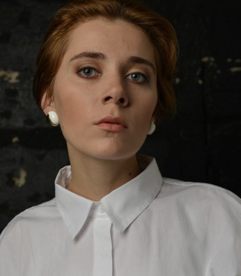  :    2019