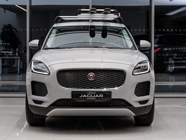 Jaguar E-pace �� 2 611 000 ������ � ������ͻ