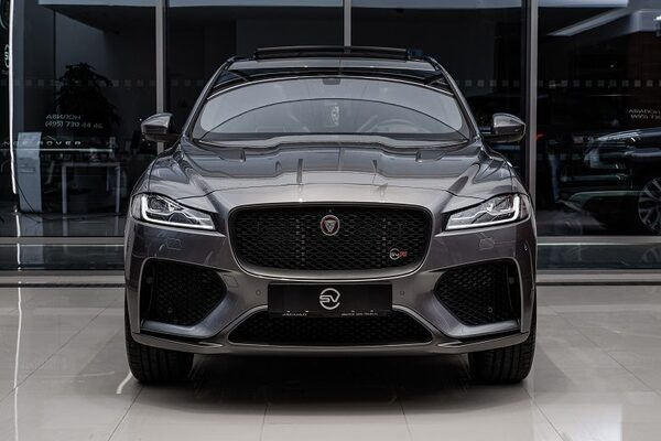 ����� ����������� ����������� Jaguar � F-PACE SVR ����������� � ������ͻ