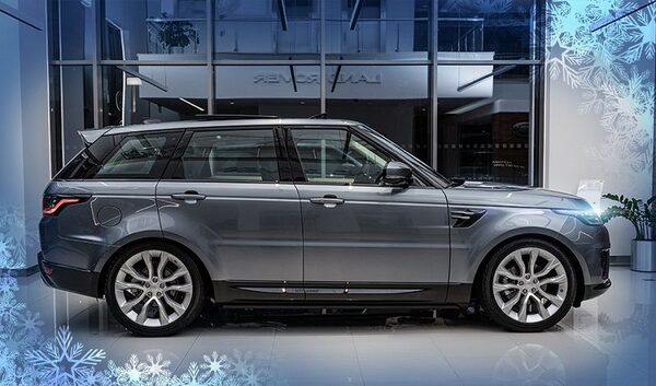 Range Rover Sport    742 000   ͻ