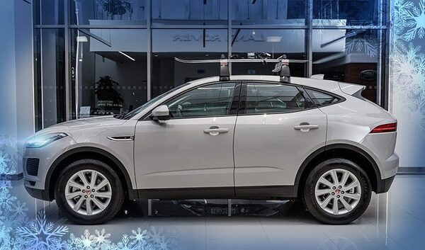 Jaguar E-PACE �� 2 611 000 ������ � ������ͻ